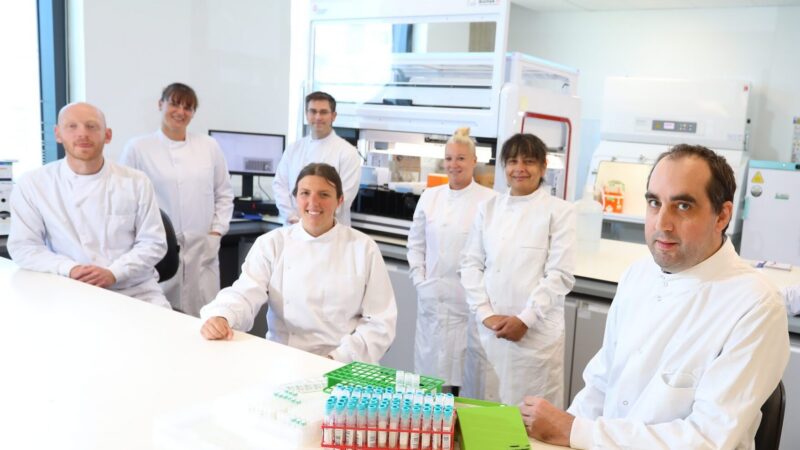Portrait of the lab team.